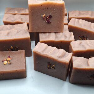 Handmade Soaps with Natural Colorants & Botanicals.